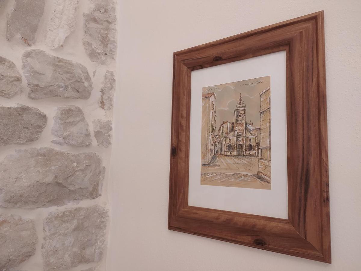 Apartment Antique Zadar - City Center Luaran gambar