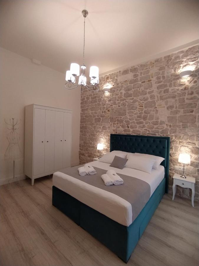 Apartment Antique Zadar - City Center Luaran gambar