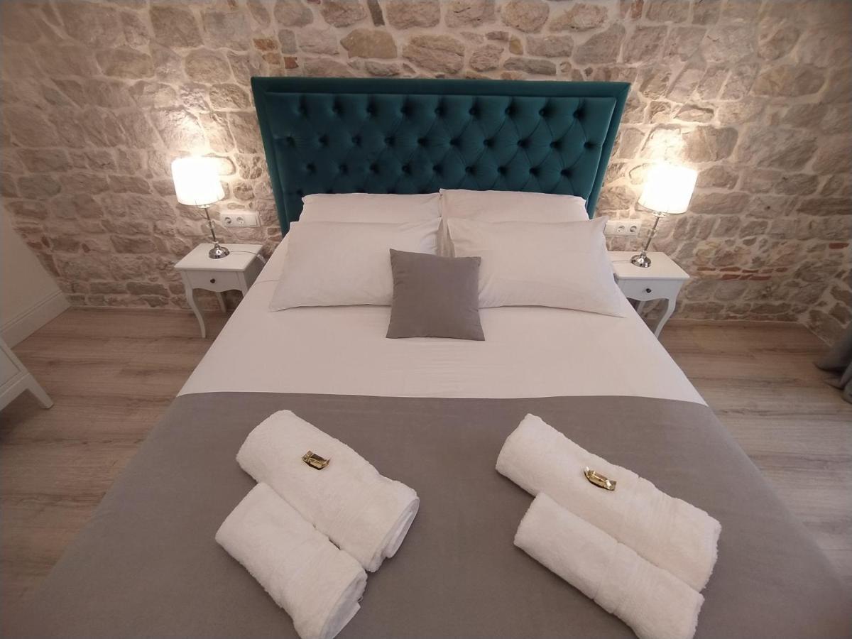 Apartment Antique Zadar - City Center Luaran gambar